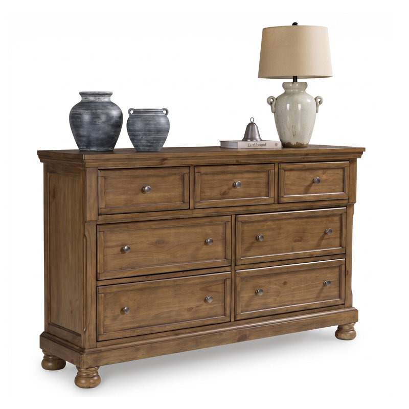Giefer Dresser