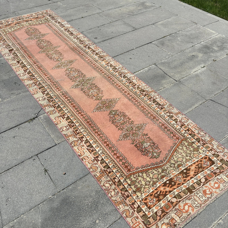 Tapis de couloir anatolien vintage rétro avec un motif oriental rose doux idéal pour les escaliers