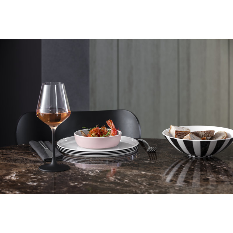Villeroy & Boch Memphis Collection Large Bowl, Premium Porcelain, Made in Germany, Generous 21 oz Capacity, 8.5 in Diameter, Dishwasher & Microwave Safe, Black-White Striped Geometric Design, Perfect for Salad or Fruit