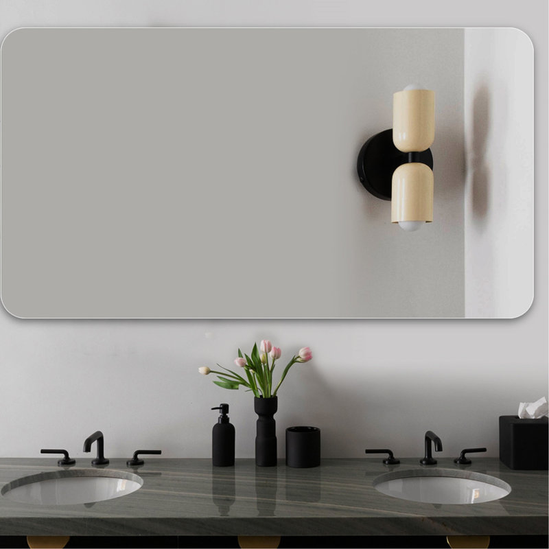 Miroir de salle de bain - Brouillard imperméable. R50 Argent 5 mm avec imagerie. - Preuve. Suspensions horizontales / verticales. 29,28 po de largeur. 40,36 po de profondeur. 0,58 po de hauteur. Poids de 20,79 lb pour le coin mural