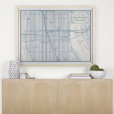 «Manhattan Map I a Hand Hand», reproduction d'art encadrée texturée mat sous verre