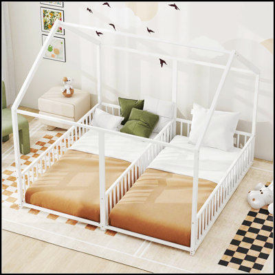 Lits plateforme durables en métal, peu encombrants et de conception moderne pour un sommeil partagé confortable