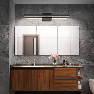 Dajai Vanity Light