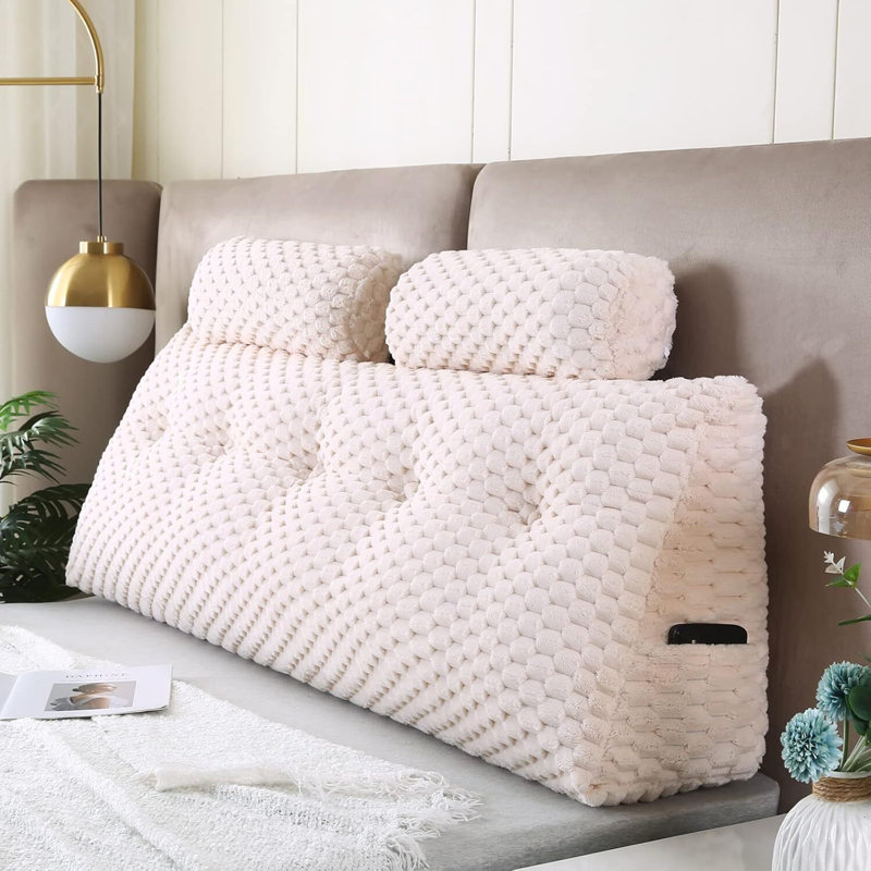 Coussin Velvet Wedge Bed, Beige, H 19,69 po x l 59,06 po