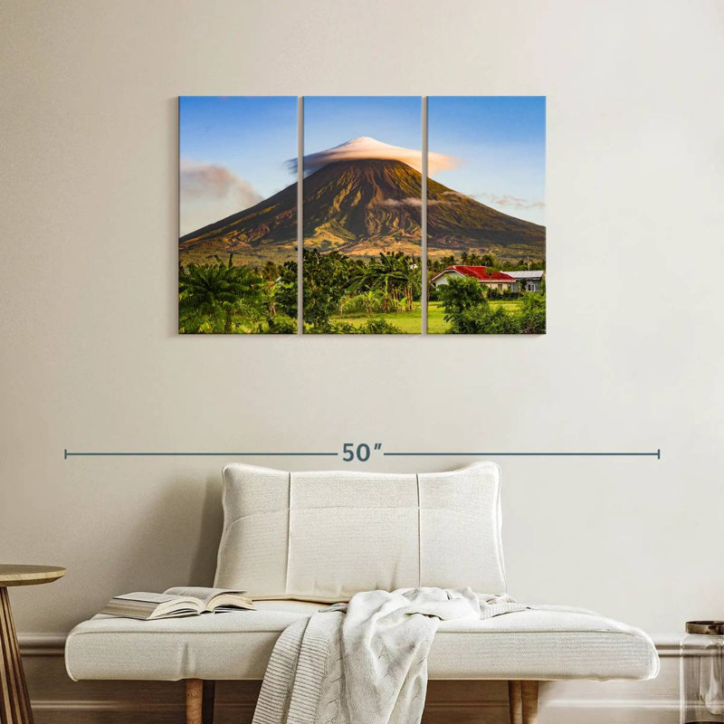 Alvord célèbre volcan Mayon, H 24 po x l 38 po