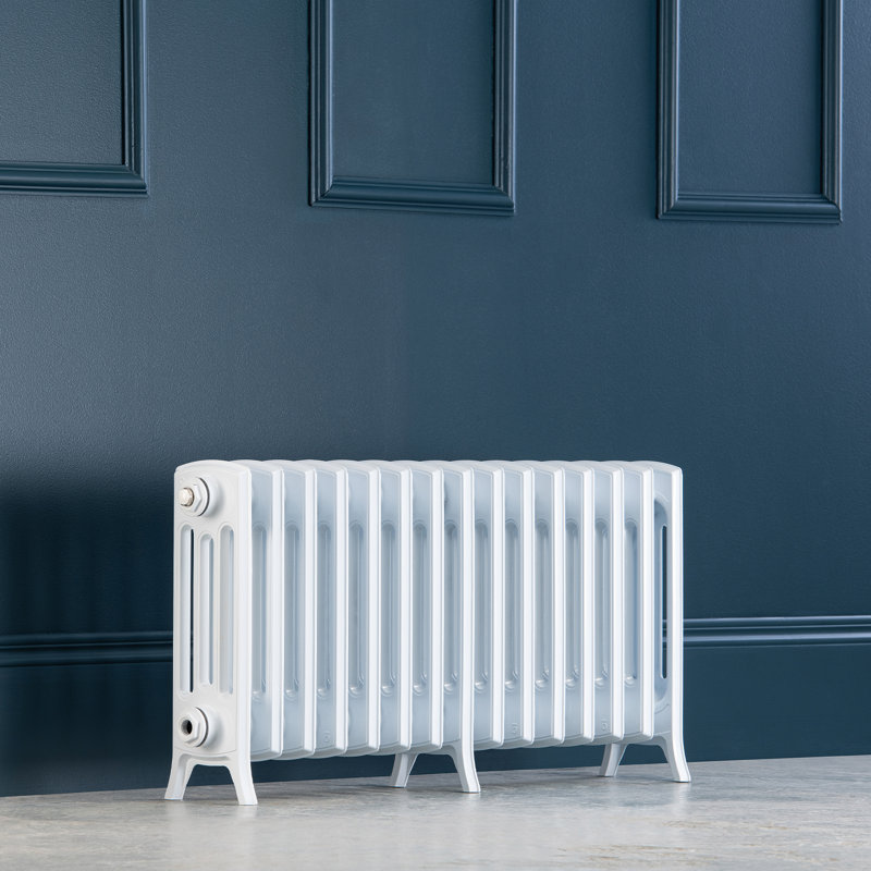 Horizontal Traditional Colosseum Radiator, 450cm, White