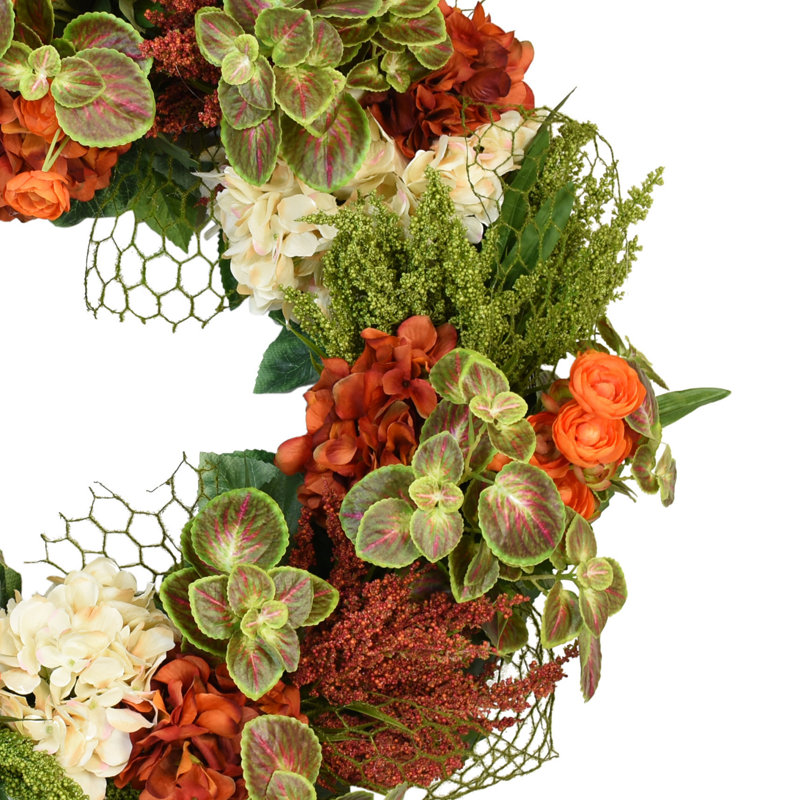 Couronne d'hortensia, bruyère et renoncule d'Alma