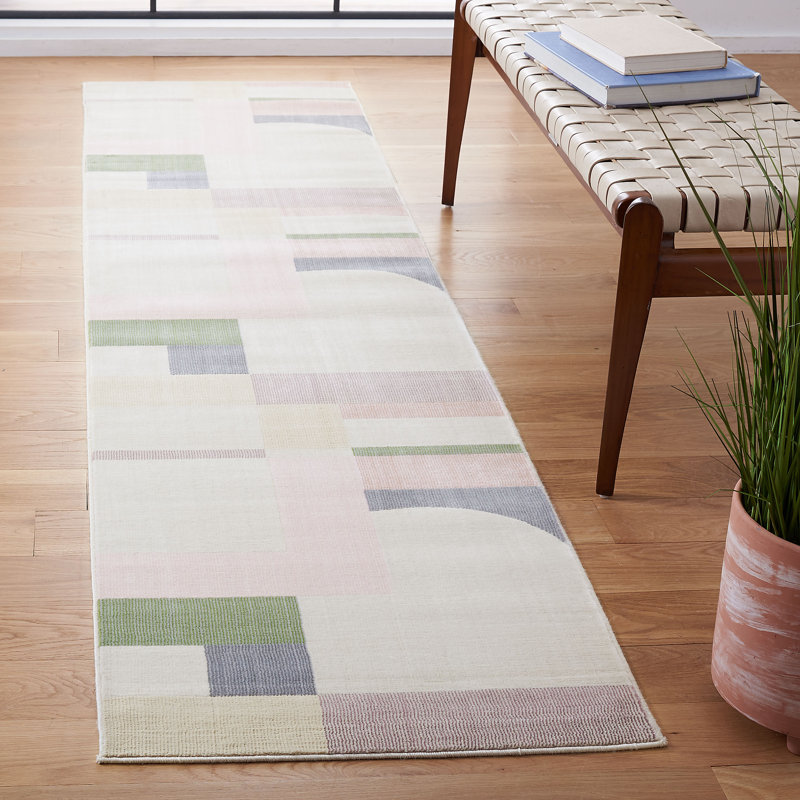 Tapis géométrique beige / rose / bleu foncé Anais, Tapis de couloir 2 pi 2 po x 7 pi