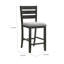 Ensemble de 2 chaises à hauteur de comptoir Woodlands de 24 po, siège rembourré en tissu blé, noir