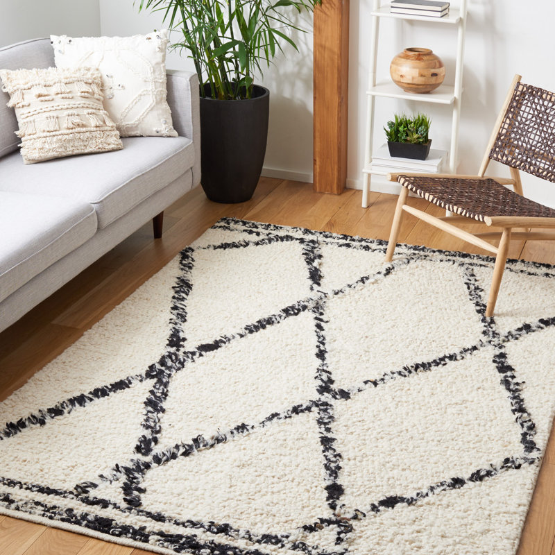 Amajah Hand Woven Wool/Cotton Abstract Rug in Black/Ivory, Rectangle 5' x 8'