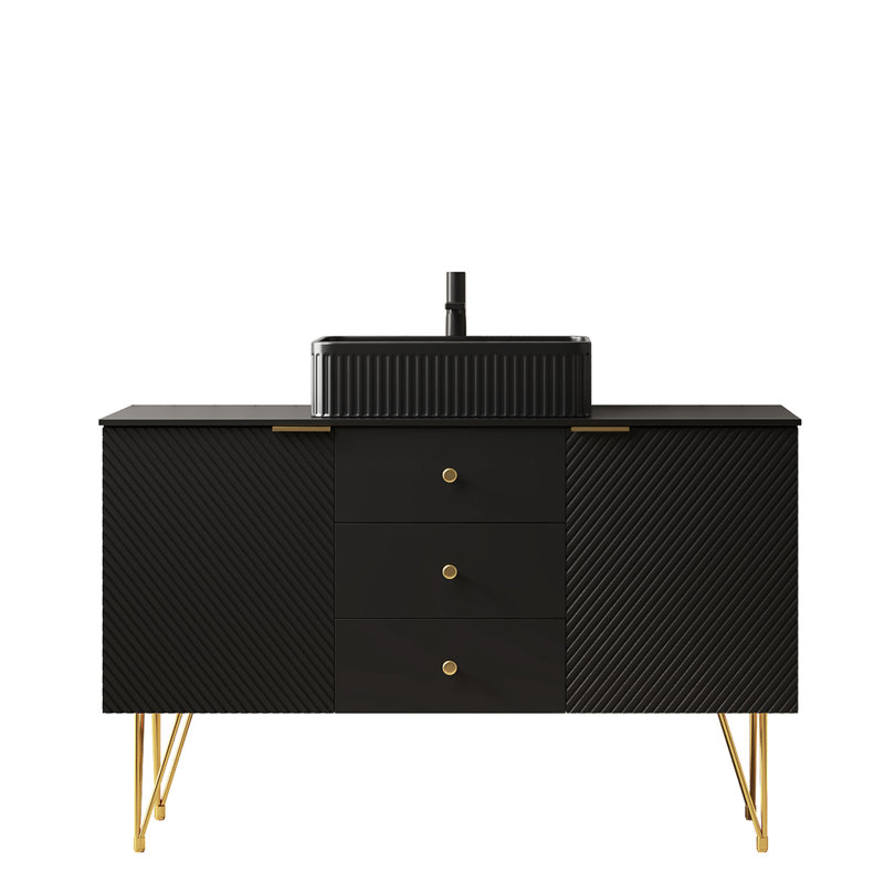 Meuble-lavabo de salle de bain 48 po avec comptoir en pierre frittée noire, lavabo en céramique, 3 tiroirs, 2 portes, 4 pieds dorés givrés, armoire autoportante en contreplaqué, plateau de porte rectangulaire préassemblé,
