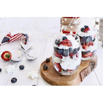 " Blueberry Strawberry Trifles "