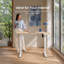 Bureau assis-debout électrique réglable en hauteur de 112 cm (44 po) de large avec 4 positions mémorisables et crochets, idéal pour le télétravail et les jeux vidéo.-732383816