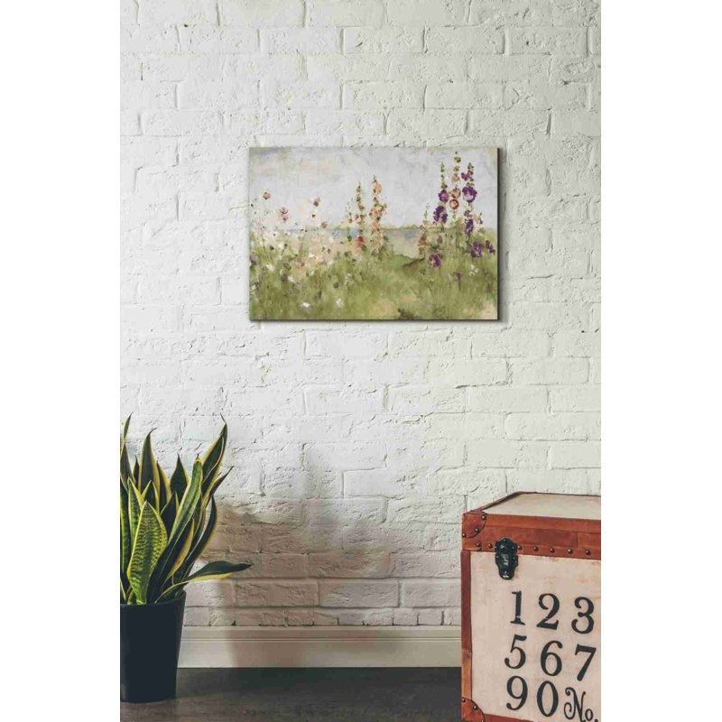 «Hollyhocks by the Sea» par Cheri Blum, art mural sur toile, H 18 po x l 26 po x P 0,75 po