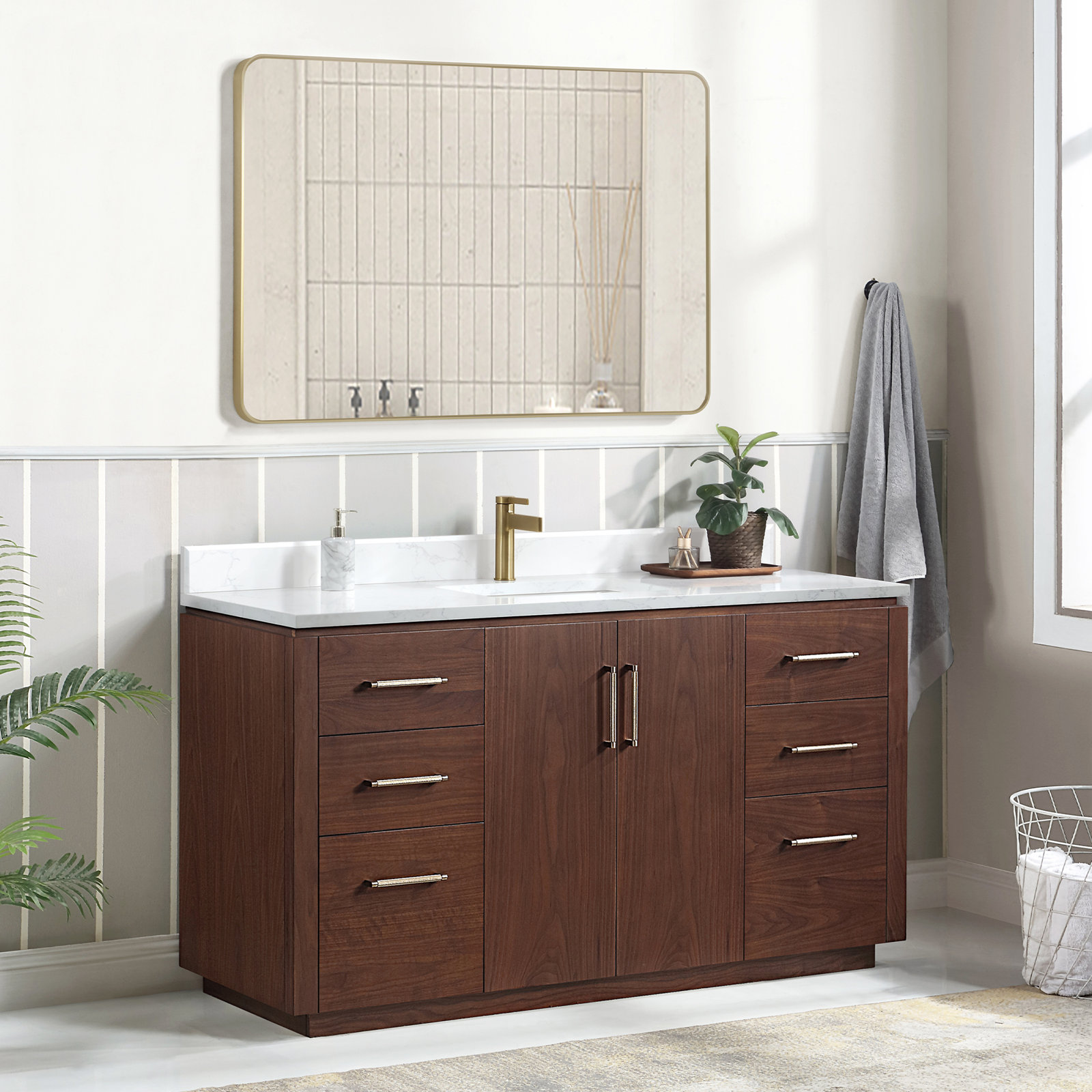 Cloverfield 60'' Single Bathroom Vanity, Natural Walnut, Gold