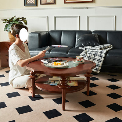Table basse en forme de fleur de style français