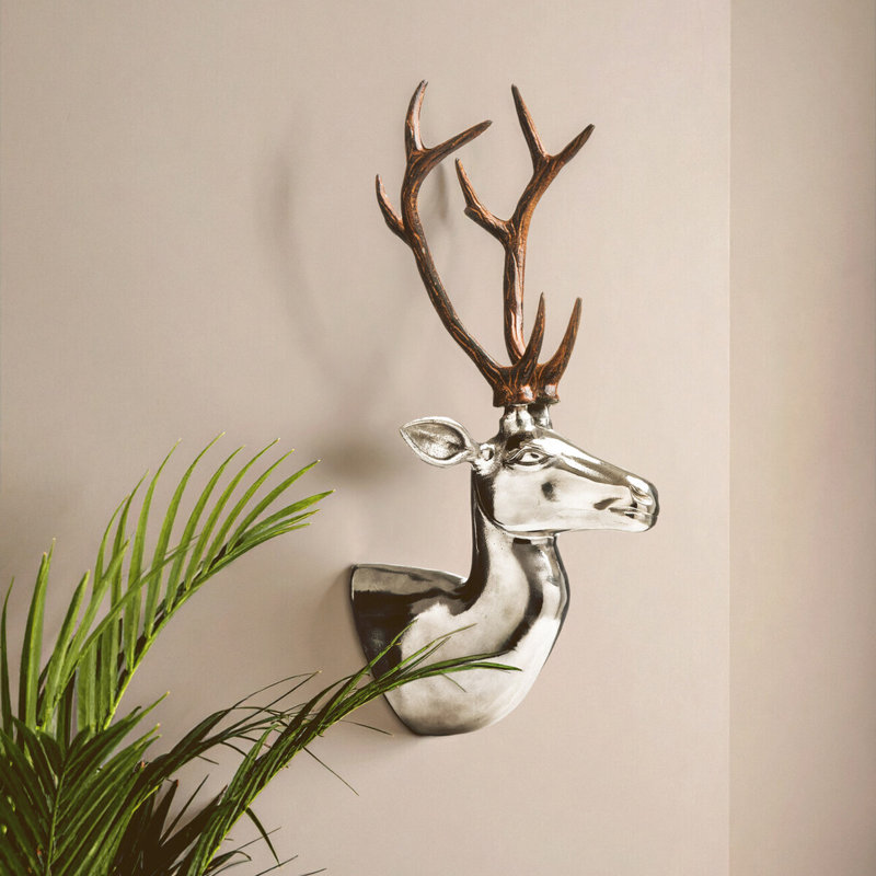 Wall Decor on Metal