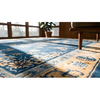 Tapis bleu antique en laine Pékin