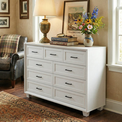 9-Drawer Dresser With Elegent Style
