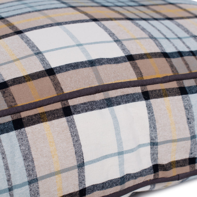 Pendleton Plaid Petnapper, Misty Ridge, 4" H x 28" W x 20" D
