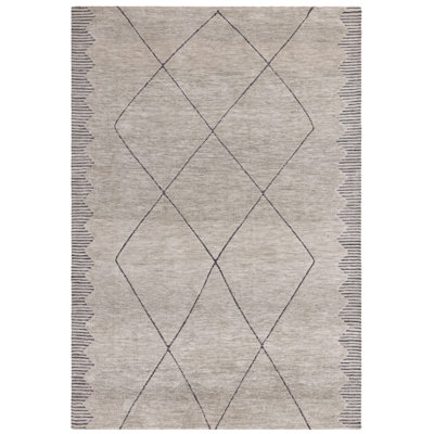 Clemones Diamond Grey Area Rug