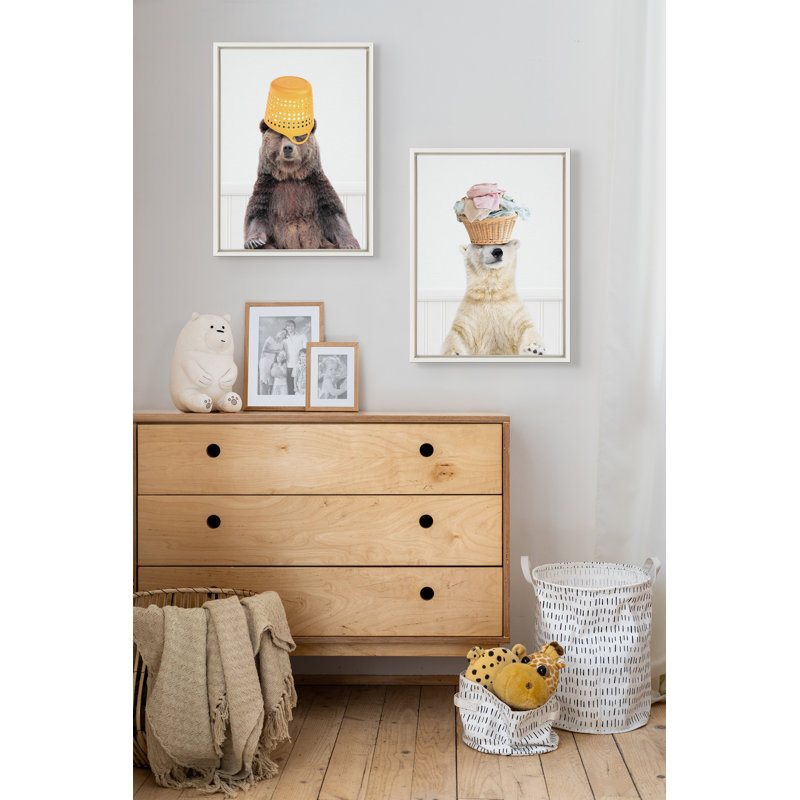 Impression sur toile encadrée, "Sorting vie ours polaire 2" par Amy Peterson, Blanc