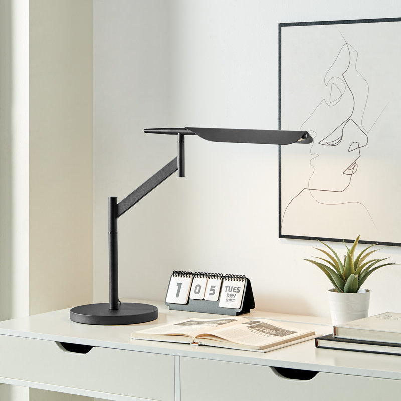 Cullompt Table Lamp
