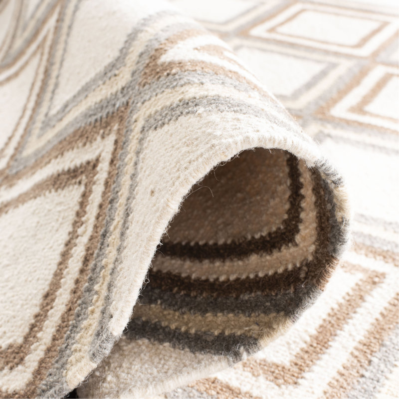 Emek Geometric Handwoven Wool Ivory/Blue Area Rug, Runner 2'6" x 8'
