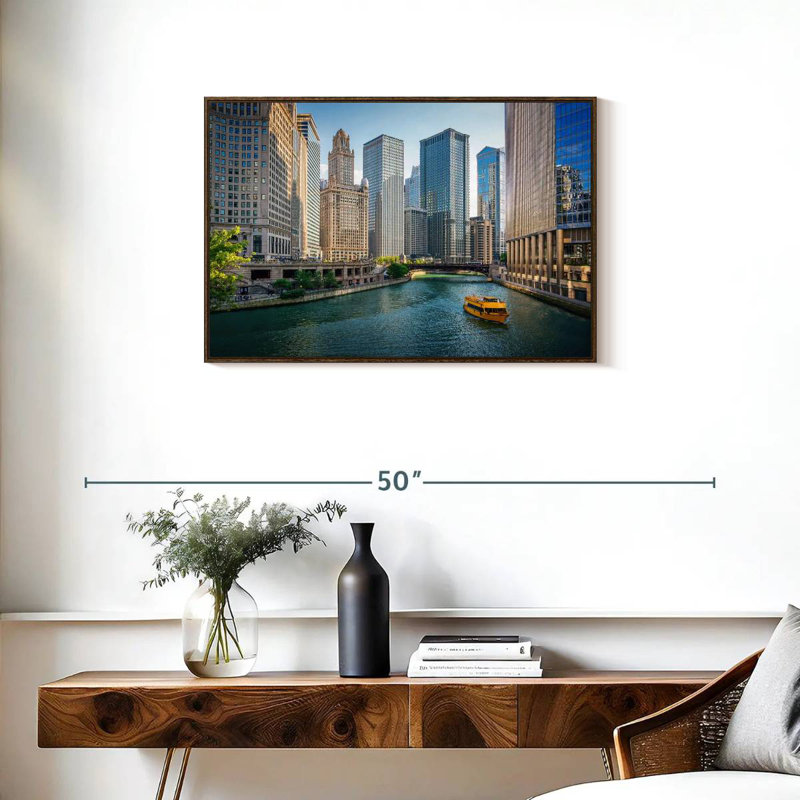 Chicago River Tour Boat, 31 po x 21 po, Cadre flottant en noyer