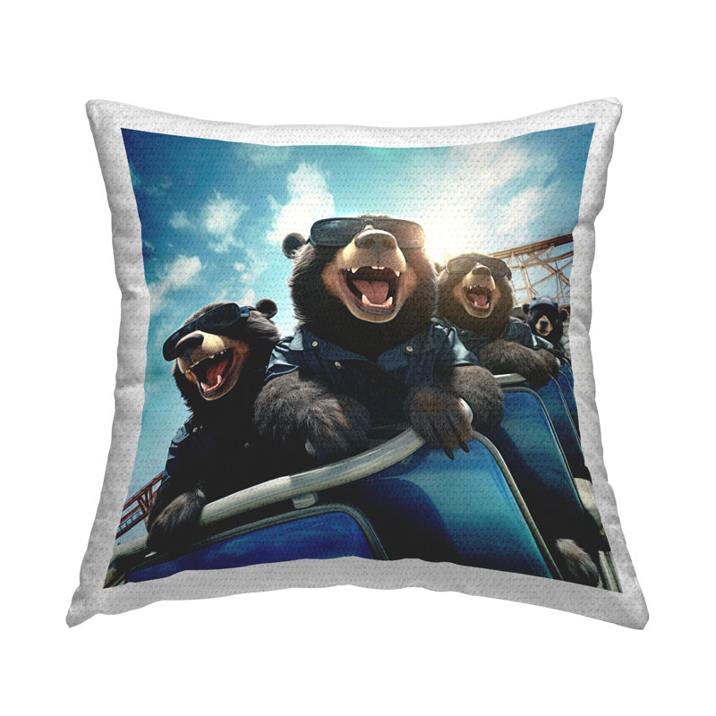 Coussin d'extérieur imprimé Fun Bears on Ride par Jim Baldwin