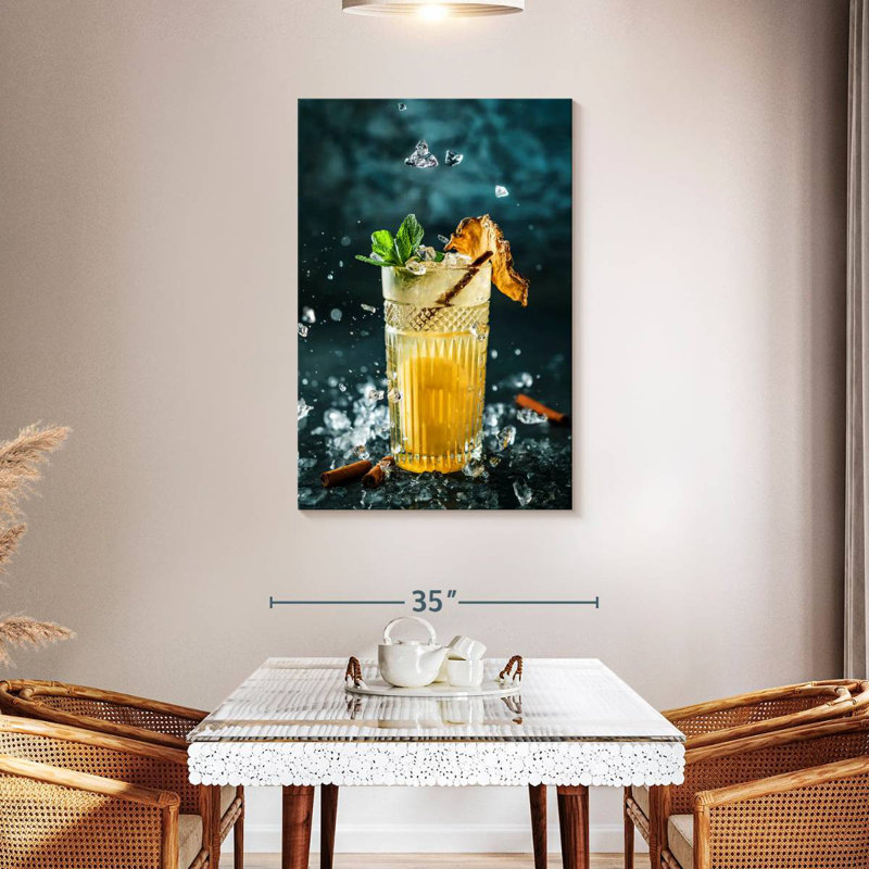 Yarlin, cocktail d'ananas, H 45 po x l 30 po