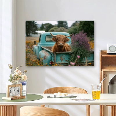 Highland Cow in Vintage Turquoise Pickup Truck With Wildflowers, grande impression sur toile tendue avec châssis pour salon et chambre à coucher