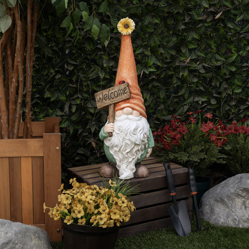 26"H Welcome Sign Gnome Garden Statue