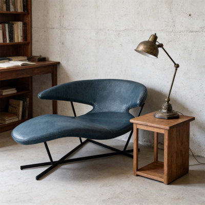 Minimalist Creative Style Lounge Chair