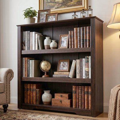 Bookcase with Adjustable Shelf in Walnut