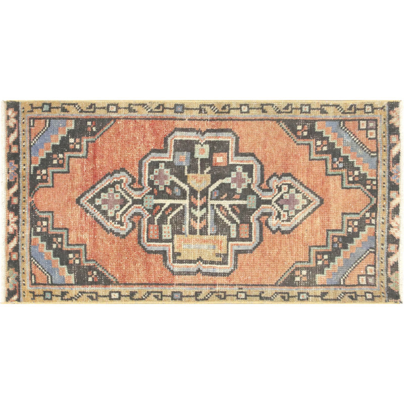 Yastic One-of-a-Kind 1'8" X 3' Area Rug