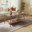 Cette table basse brun miel pour le salon dispose d'un rangement double couche pour plus d'espace. Ses pieds fuselés et ses coins arrondis respirent la qualité. Facile à assembler, il permet d'économiser temps et effort et s'harmonise avec divers styles de salon.-1420200217