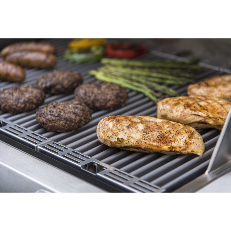 Saber 3-Burner Built-In Natural Gas Grill