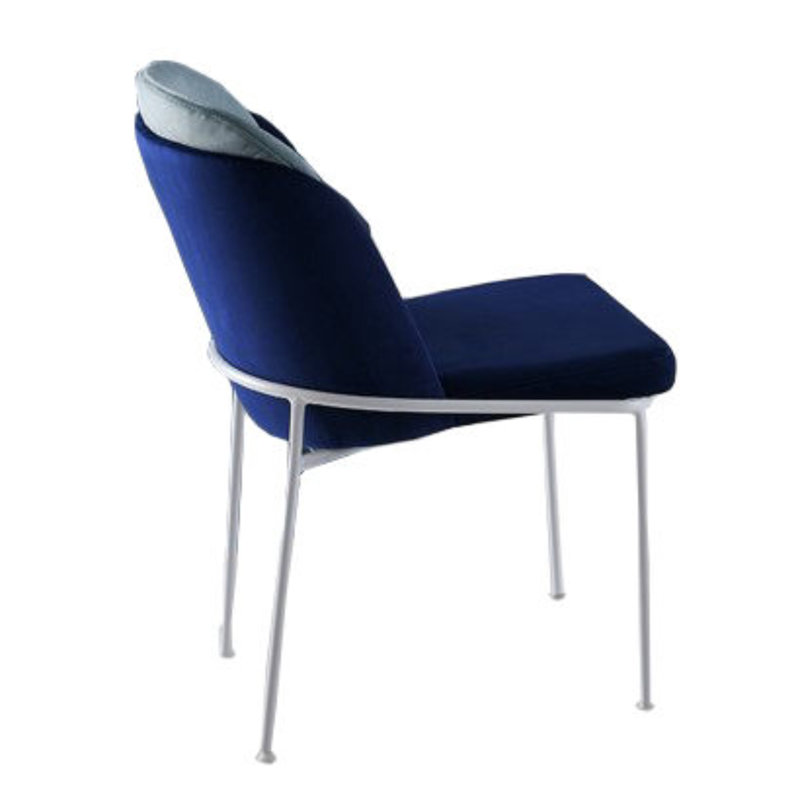 Ensemble de chaises en velours élégant (2 pièces), bleu foncé et blanc | Cadre 100% métal, envers en contreplaqué, 21,3 po x 33,9 po x 21,7 po | Design moderne, capacité de charge de 408 lb | Parfait pour la salle à manger et les espaces contemporains