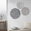 3 décorations murales en métal texturé plume grise, 20 po, 17,25 po, 14,25 po, montage intérieur