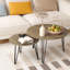 Paire de tables basses rondes en bois de 68,6 cm (27,01 po), structure en métal. Polyvalentes, elles conviennent au salon, à la chambre et au bureau. Couleur brune 2. Plateau, piètement et couleur.