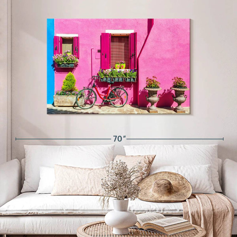 Lilie, maison rose, bicyclette, H 32 po x l 48 po