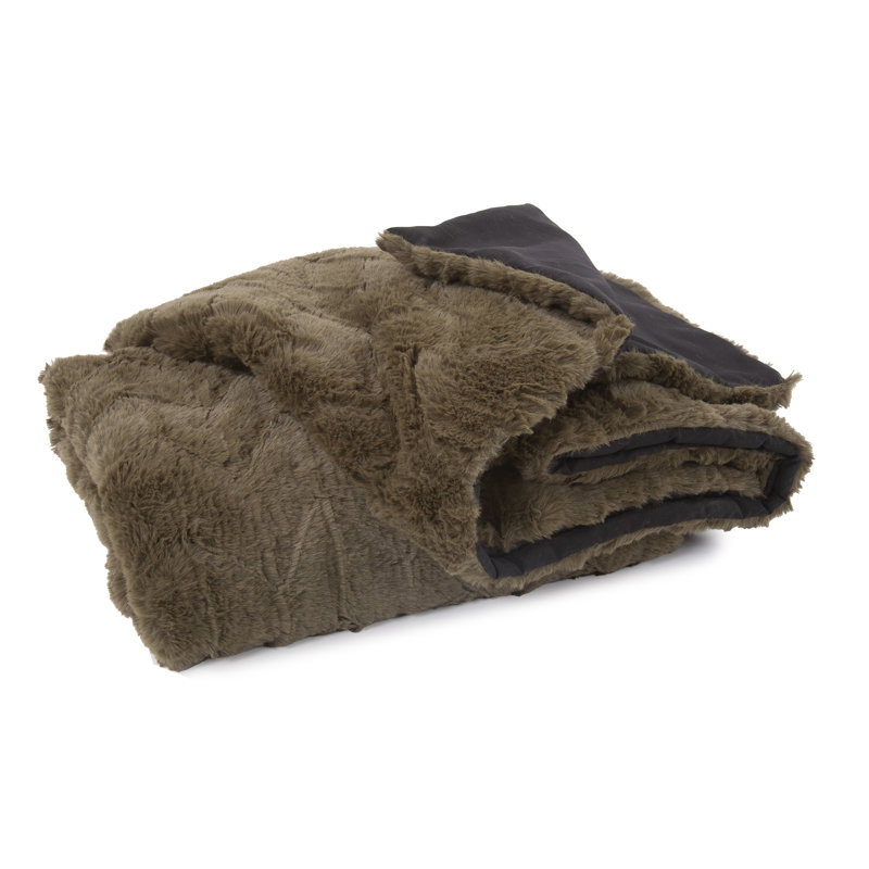 Jeté Dan, Mousse Angora