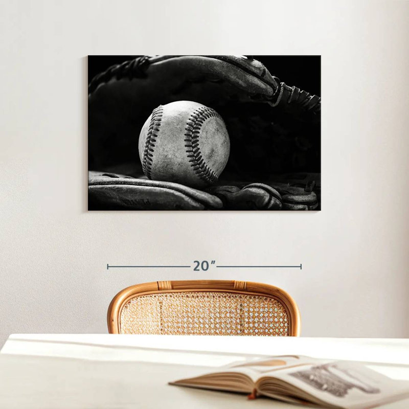 Sireci Glove Holding Baseball