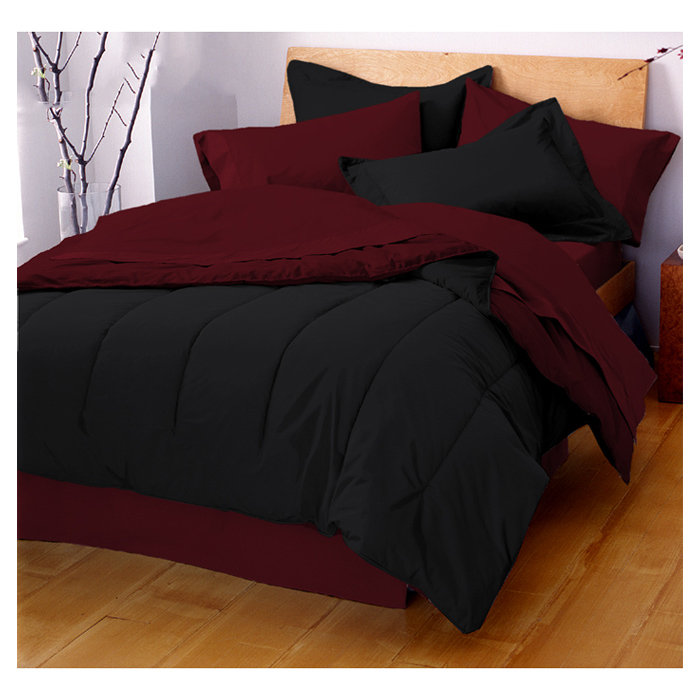 Traditional Polyester Comforter, Ebony / Burgundy, King
