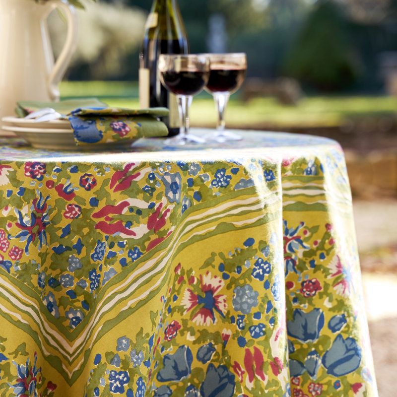 Jardine Tablecloth, 70" Round