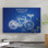 « floyd bingham motocyclette », reproduction d’impression sur toile dans une grille bleue