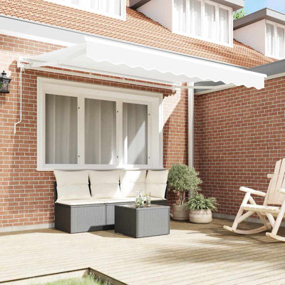 Retractable Awning