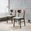 Chaise en bois-125904664