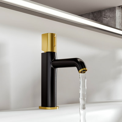 Single-Hole Bathroom Faucet